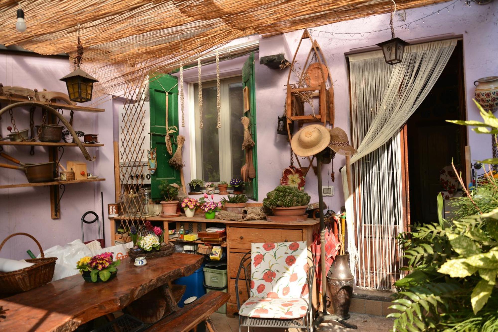 A Casa Di Susi Bed & Breakfast Кастелнуово дел Гарда Екстериор снимка